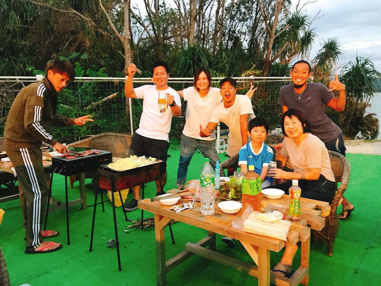 Guest House Waraemon Nago Exterior foto